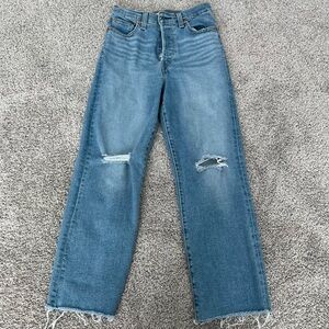 Levi’s Ribcage Ankle Straight